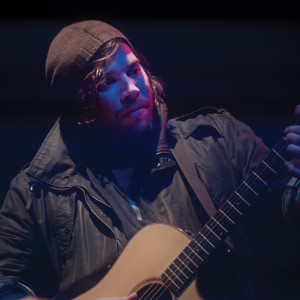 Dengarkan lagu Skinny Love nyanyian Josh Krajcik dengan lirik