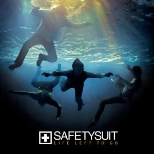 ดาวน์โหลดและฟังเพลง Annie พร้อมเนื้อเพลงจาก Safetysuit