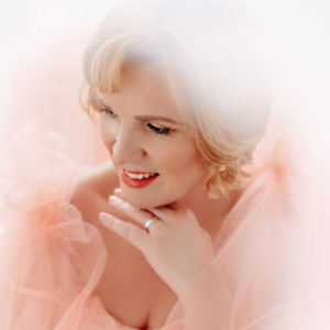 Listen to Nova moč song with lyrics from Andreja Čamernik Rampre