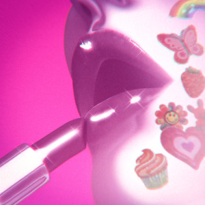 收听abhinsane的Pink Plastic Kiss歌词歌曲