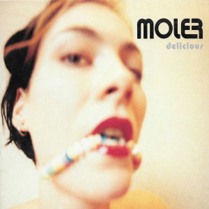 ดาวน์โหลดและฟังเพลง Delicious พร้อมเนื้อเพลงจาก MOLER