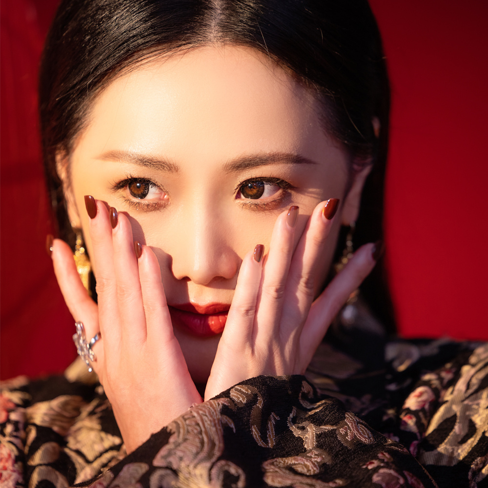 李彦