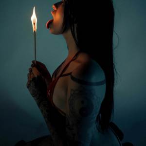 收聽Arlester的Five Hunnid Degrees (Explicit)歌詞歌曲