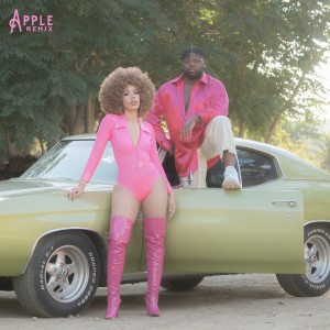 Dengarkan lagu Apple (Remix) nyanyian KIRBY dengan lirik