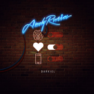 Dengarkan Apaguemos el celular lagu dari Andy Rivera dengan lirik