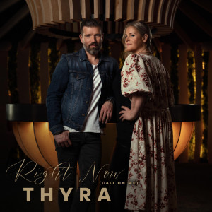 Album Right Now (Call On Me) oleh Thyra