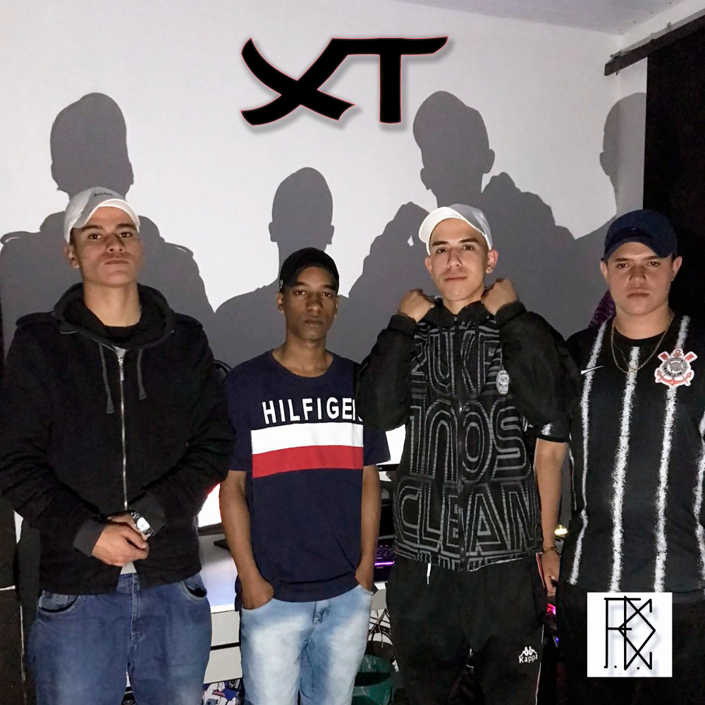 Xt