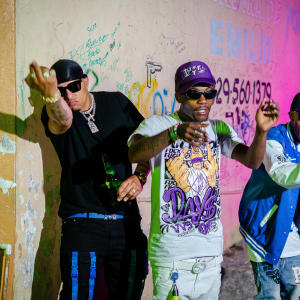 收聽ALBERT POFF的No Son Mala Na (feat. EL PERROTE WZ & Goofy Medrano)歌詞歌曲