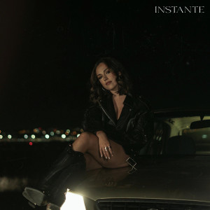 收聽María Parrado的Instante歌詞歌曲