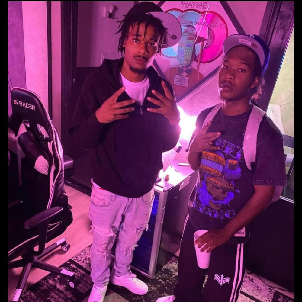Brand New (feat. Siete7x) (Explicit)