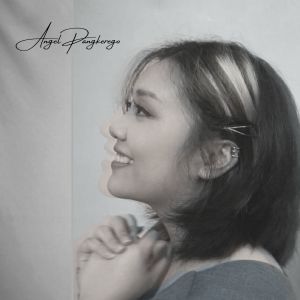 Dengarkan lagu Selamat Hari Natal Mama nyanyian Angel Pangkerego dengan lirik