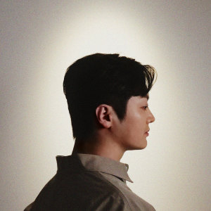 Listen to 부를 노래가 없어 (노래방에서) (I don't wanna sing without you) (Inst.) song with lyrics from Hwang Garam