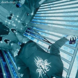 ดาวน์โหลดและฟังเพลง death.trap_ พร้อมเนื้อเพลงจาก OKAYLloyd