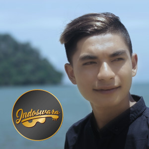 ดาวน์โหลดและฟังเพลง Jaga Hatimu พร้อมเนื้อเพลงจาก Yoga Vhein