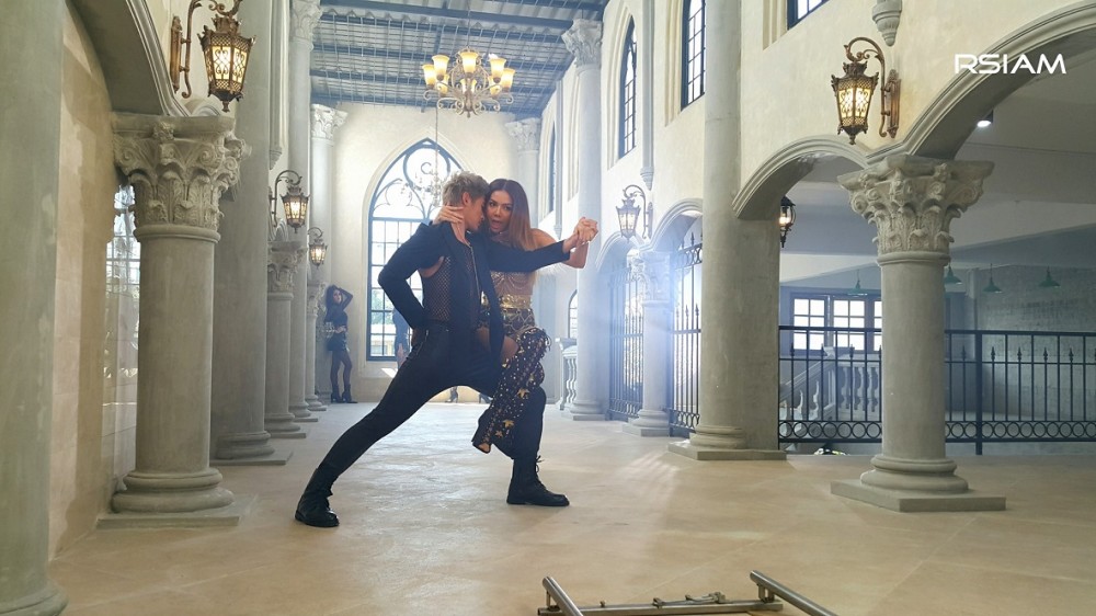 default column 1205x682 img