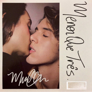 Dengarkan lagu Não Me Chame Pelo Nome nyanyian Mu Bispo dengan lirik