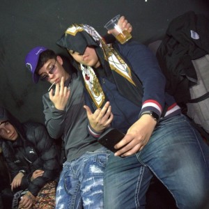 ดาวน์โหลดและฟังเพลง Empresa (feat. Naxxo NBA & Hermes) (Explicit) พร้อมเนื้อเพลงจาก Juaxo