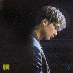 ดาวน์โหลดและฟังเพลง Spotlight พร้อมเนื้อเพลงจาก Xydo
