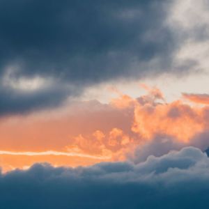 Dengarkan Drifting lagu dari Sleep Sounds of Nature dengan lirik