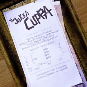 ดาวน์โหลดและฟังเพลง ครับป้า (Cuppa) พร้อมเนื้อเพลงจาก The Jukks