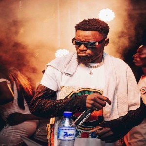 Album Q1 (Main Mix) from Hypeman Sele