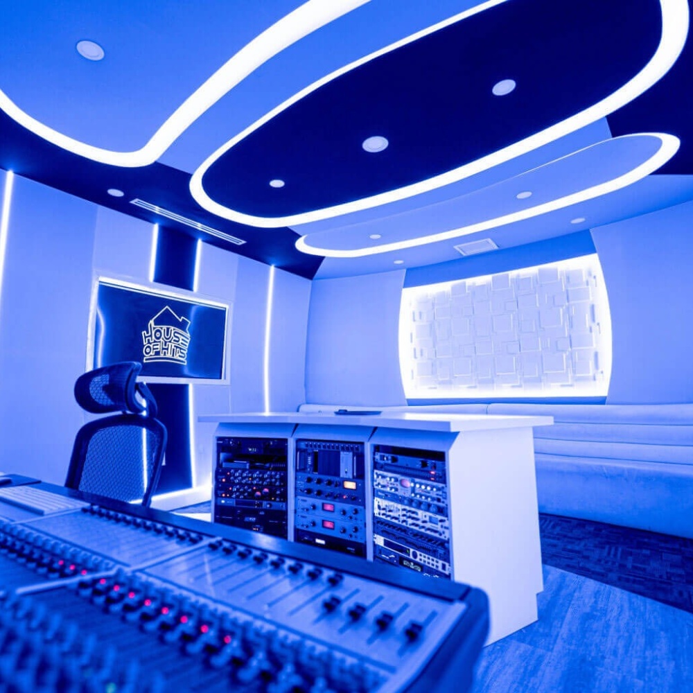 Back in the Stu (Explicit)