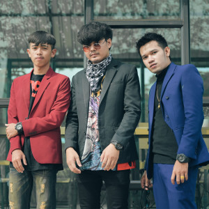 收听Sophana的ຢາກເປັນລູກເຂີຍ歌词歌曲