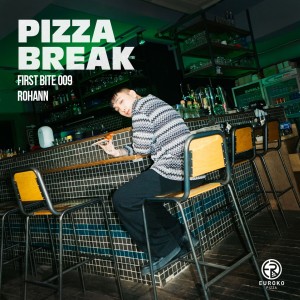 อัลบัม Smile [from "PIZZA BREAK X Rohann (FIRST BITE 009)"] (Explicit) ศิลปิน Rohann