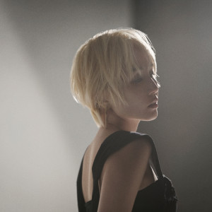 收聽Nao Yoshioka的You Never Knowfeat. Melanie Charles (SWARVY Remix)歌詞歌曲