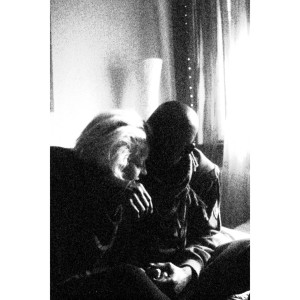 ดาวน์โหลดและฟังเพลง Precious Stone พร้อมเนื้อเพลงจาก lovemark