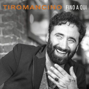 ดาวน์โหลดและฟังเพลง Noi casomai พร้อมเนื้อเพลงจาก Tiromancino