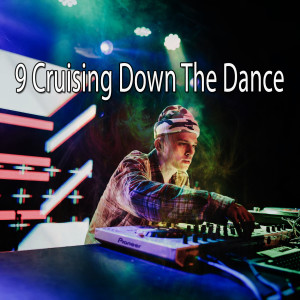 Dengarkan lagu Crazy Dance nyanyian CDM Project dengan lirik