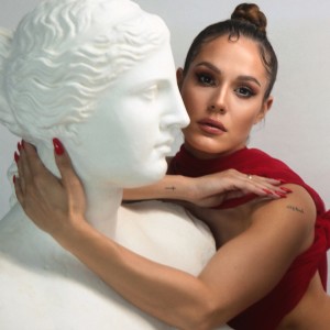 ดาวน์โหลดและฟังเพลง AME! พร้อมเนื้อเพลงจาก LILA