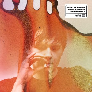 Listen to Už nám není 17 song with lyrics from Totally Nothin