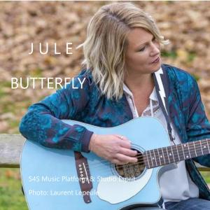 收聽Jule的Butterfly歌詞歌曲