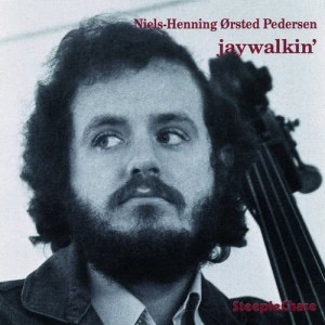 ดาวน์โหลดและฟังเพลง Sparkling Eyes พร้อมเนื้อเพลงจาก Niels-Henning Ørsted Pedersen