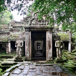 ดาวน์โหลดและฟังเพลง Indiana Jones พร้อมเนื้อเพลงจาก The Disneylanders