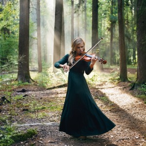 ดาวน์โหลดและฟังเพลง Shifting Tempo พร้อมเนื้อเพลงจาก Chillout Lounge Relax