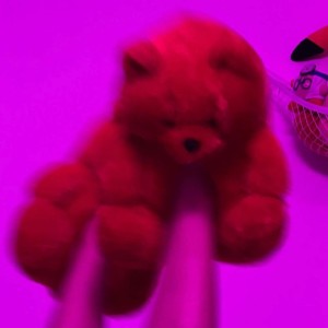 收聽Wallo Wealthy的Im In Love With Jennifer (Explicit)歌詞歌曲