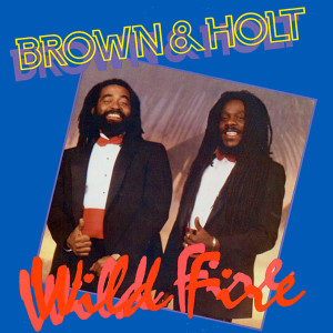 ดาวน์โหลดและฟังเพลง Wild Fire พร้อมเนื้อเพลงจาก Dennis Brown
