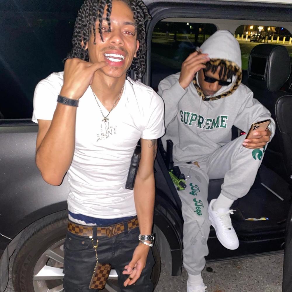 No Hook (feat. Lil Saint La Bih) (Explicit)