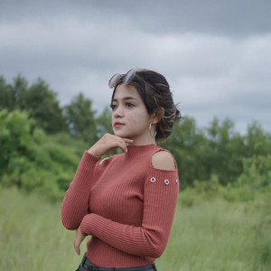 Rista Alviana的专辑Manuk