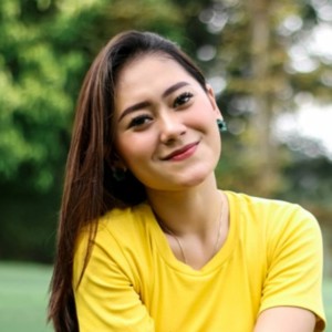 Listen to Udan Lintang song with lyrics from Vita Alvia