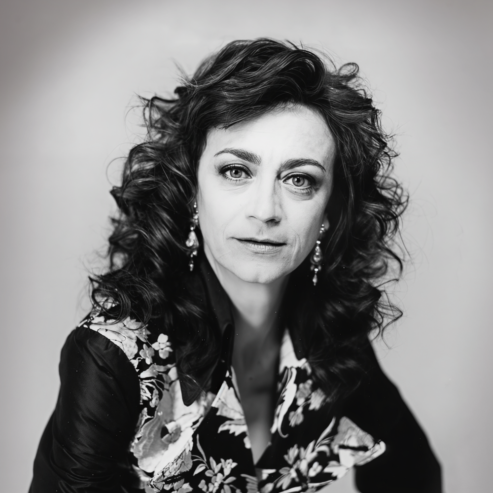 Carmen Paris