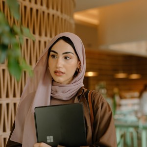 Listen to Asalamualaika song with lyrics from DEWI AULIA