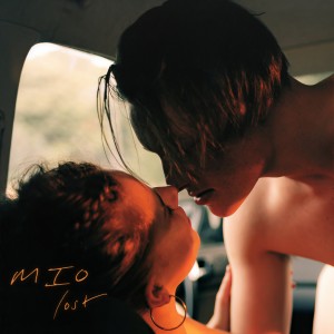 ดาวน์โหลดและฟังเพลง Lost พร้อมเนื้อเพลงจาก MIO