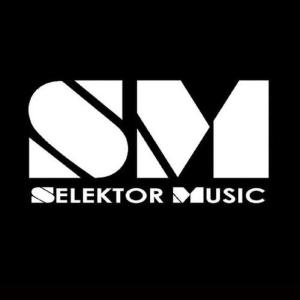 收聽Christian Scott的Magic Keys歌詞歌曲