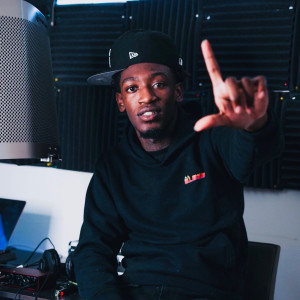 Listen to Chicken Asf (Explicit) song with lyrics from Madmaxx