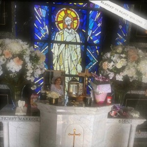 收聽Priest Markou的What Can I Say (feat. Vassili Katsakis & Eye Q)歌詞歌曲