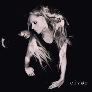 收聽Eivør的Monster歌詞歌曲